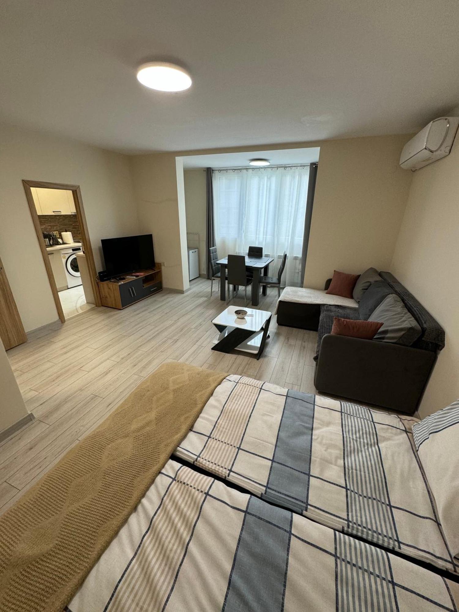 Refurbished Apartment In A Quiet Area Sofia Exterior photo